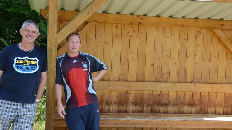Getrennte Wege: Jan Mast (links) ist nicht mehr Trainer beim TV Jahn Winkels. Uwe Wende (rechts) bleibt Abteilungsleiter. Foto: Jürgen Schmitt