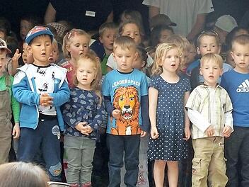 Die Kinder hatten extra zum Jubiläum ein Musical einstudiert.  Foto: Manfred Welker