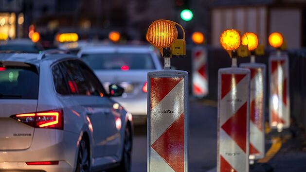 Unfall auf A73 - Stau im Berufsverkehr