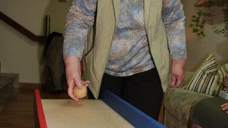 Die beste Keglerin von allen ist Christine Hummel. Sie hat 13 Punkte zusammen bekommen. Fotos: Sonja Adam