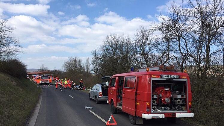 Die Feuerwehr Pfaffenhausen bewies schon in vielen Übungen ihre Einsatzbereitschaft wie beispielsweise bei einer Sammelübung an der Saale.   Foto: Detlef Heim