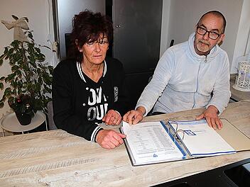 Cornelia und Peter Winkelmann sprechen 13 Jahre nach dem Unfalltod ihres Sohnes Jens über die Zeit danach.  Foto: Helmut Will