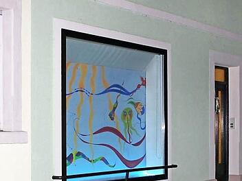 Franz Köstner hat sein Schaufenster schon für ein "leuchtendes Unterrodach" in Szene gesetzt. Foto: vs