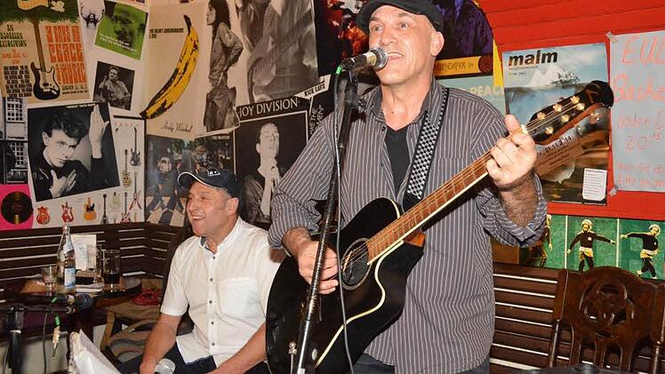 Die Fans kamen bei der Rotation-Party voll auf ihre Kosten. Foto: Rauch