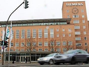 Der "Himbeerpalast" wird für die Uni umgebaut. Foto: Bauriedel (Archiv9