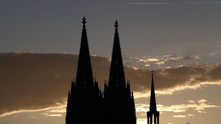 K&ouml;ln am Abend