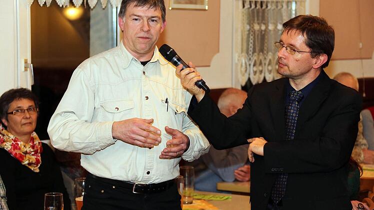 Theaterleiter Rüdiger Baumann und BR-Redaktionsleiter Alexander Müller (rechts). Foto: Matthias Hoch