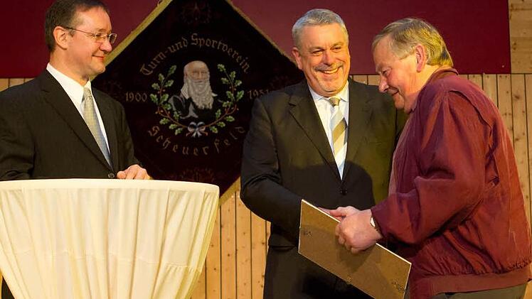 Willi Rudolph (rechts) wurde zum Ehrenmitglied ernannt.