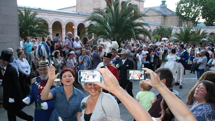 Eindrücke von Rakoczy-Ball und Gläser-Polonaise. Foto: Ralf Ruppert