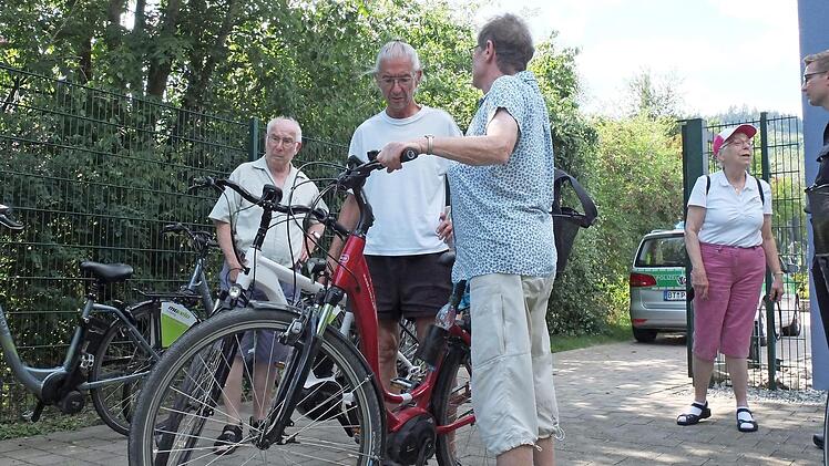 Beim Pedelec-Fahrkurs Foto: Carmen Schwind