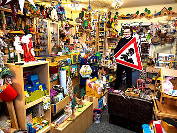 Nürnberg: 27-Jähriger führt "Spielzeugkiste" weiter - "näher am Menschen" Nürnberg: 27-Jähriger führt "Spielzeugkiste" weiter - "näher am Menschen"