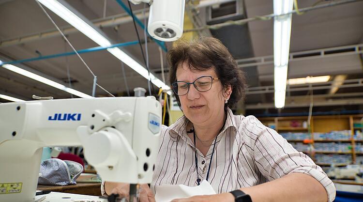 Wie Forchheims gro&szlig;er Modekonzern der Textilkrise trotzt