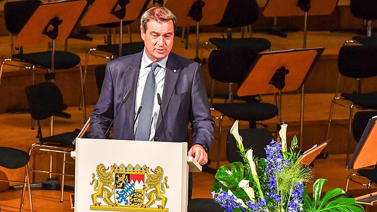 Ministerpräsident Markus Söder aus Nürnberg hatte fast ein Heimspiel in Bamberg. Foto: Ronald Rinklef