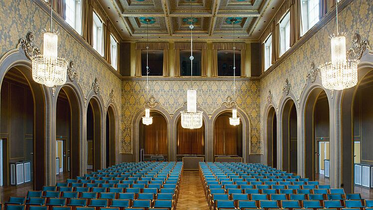 10. Rossini-Saal