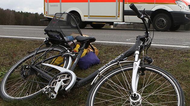 Ein Fahrradfahrer ist nach einem Sturz in Nürnberg gestorben. Symbolbild: Herse, News5