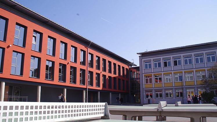 Der Pausenhof des Kaspar-Zeuß-Gymnasiums Kronach.  Foto: Marco Meißner