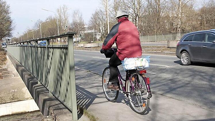 Die Trubbach-Brücke der B 470 in Forchheim Fotos: Josef Hofbauer
