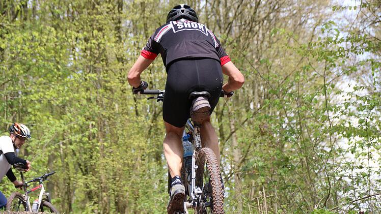 Steigungen bis zu 22 Prozent fodern den Sportlern viel Kraft und Ausdauer ab.