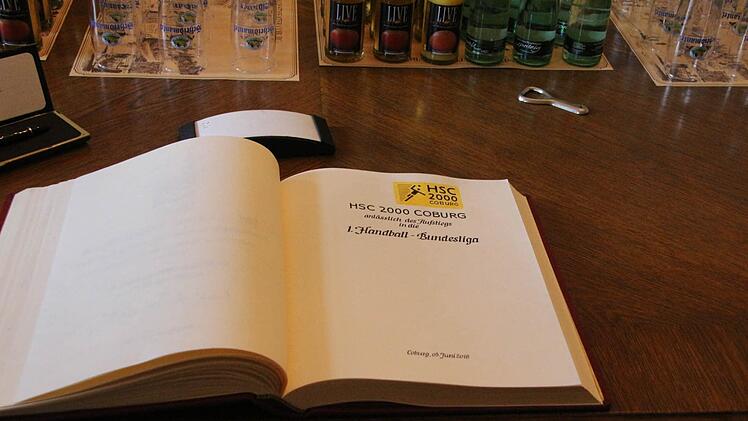 Noch leer: Die HSC-Seite im Goldenen _Buch.
