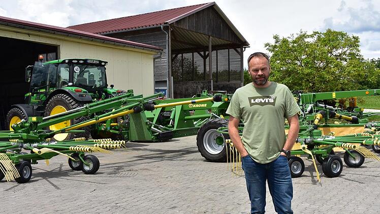 Uwe Krämer ist Landwirt und Dienstleister aus Gräfenberg und kennt den Mann, der nicht einmal Landwirt ist. Foto: Petra Malbrich