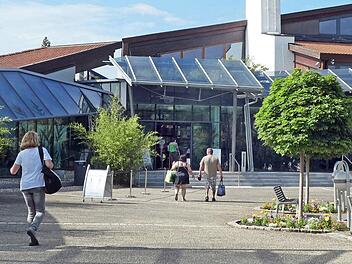 Nach siebenmonatiger Zwangspause: Seit Anfang dieser Woche hat die Obermain-Therme wieder geöffnet.