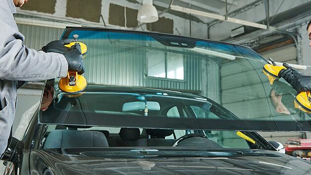 Autowindschutzscheibe, Windschutzscheibenersatz, Glas