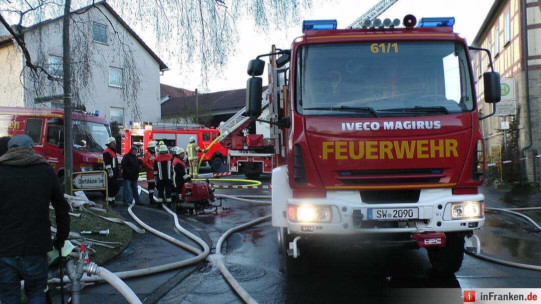 Gemeindehaus in Altenmuenster Ortskern niedergebrannt