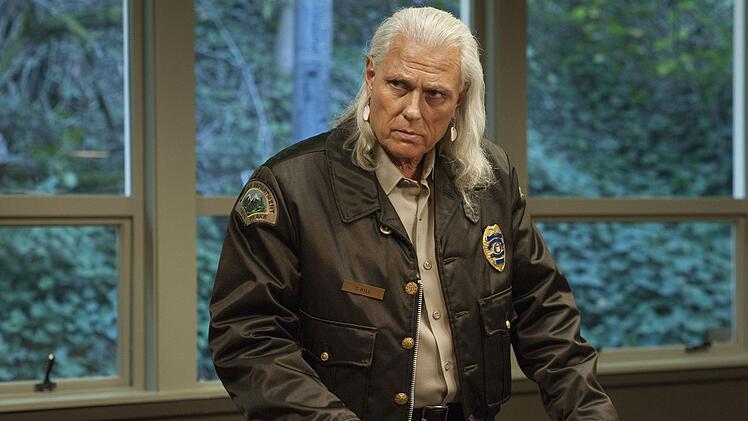 Der indigene Gesetzesh&uuml;ter Tommy "Hawk" Hill (Michael Horse) ist auch in der dritten "Twin Peaks"-Staffel &uuml;bernat&uuml;rlichen Ph&auml;nomenen auf der Spur.