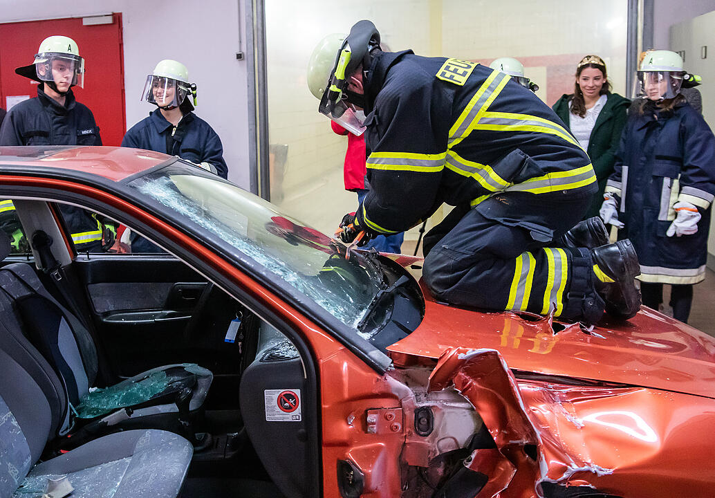 Prinzessinnen bei Feuerwehr