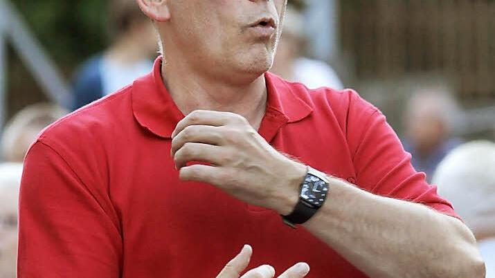 Andreas Kleinhenz hat 24 Jahre lang die Georgibläser Bad Brückenau dirigiert.  Fotos: Thomas Dill