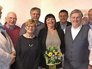 Der Vorstand von Gut für Grub (von links): Renate Brückner, Wolf-Dieter Höcherich, Heidi Ständner, Lothar Nahr, Kerstin Weigerstorfer, Jürgen Wittmann, Rolf Sander und Klaus Köhler  Foto: privat