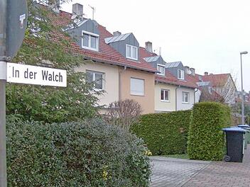 In der Igensforfer Straße "In der Walch" werden vier Flüchtlinge ein Zuhause finden.  Foto: Petra Malbrich
