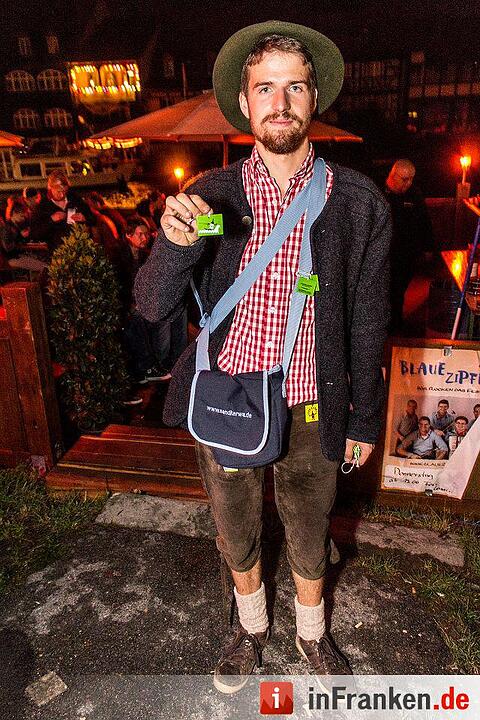 Sandkerwa: Partyfotos