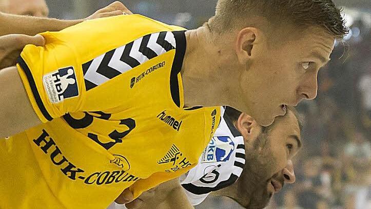 Coburgs Neuzugang Girts Lilienfelds brach sich in Essen den Daumen und fällt für die nächsten Spiele des HSC 2000 Coburg aus. Foto: Archiv