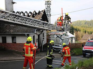 Beim Brand im Feuerwehrhaus in Weidmes enstand Sachschaden in Höhe von rund 150 000 Euro. Foto: News5