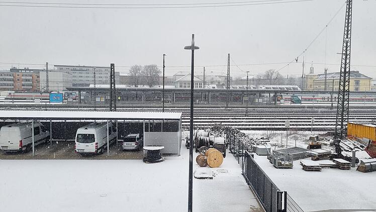Bahnhof in Ansbach gesperrt: Vage Bombendorhung löst Großeinsatz aus