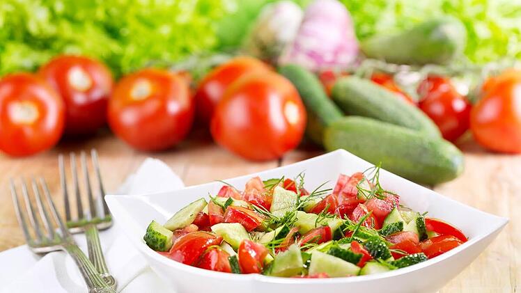 tomaten-gurken-salat.jpg
