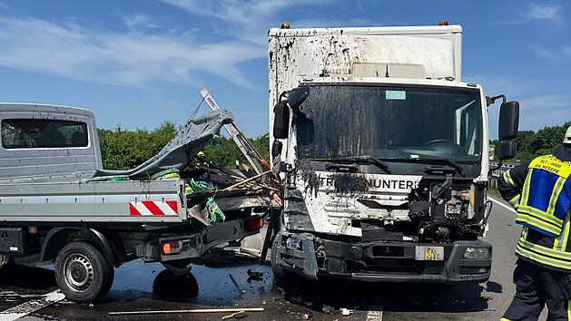 Unfall auf der Autobahn im Emsland - zwei Tote