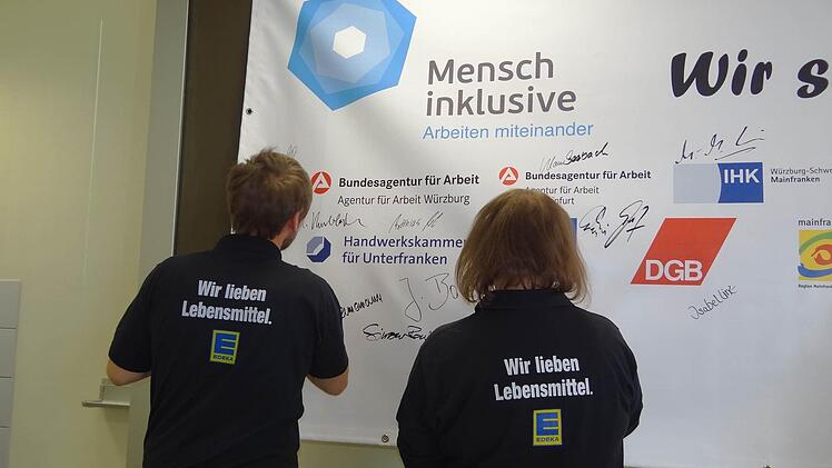 Auch der Edeka-Markt in Ebern ist dabei. Dort arbeiten Menschen mit Behinderung und Menschen ohne Behinderung miteinander.