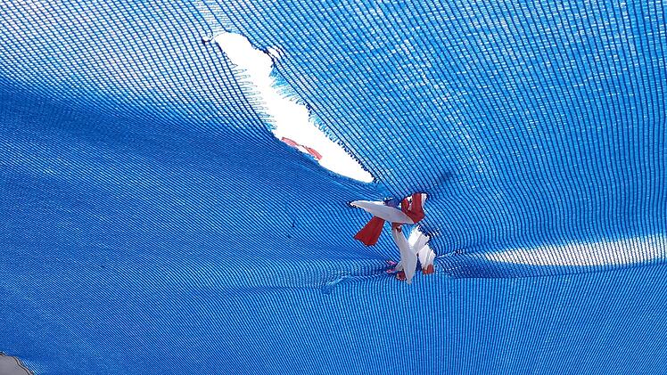 Kitzingen: Vandalen hinterlassen vierstelligen Schaden - war Feuer im Spiel?