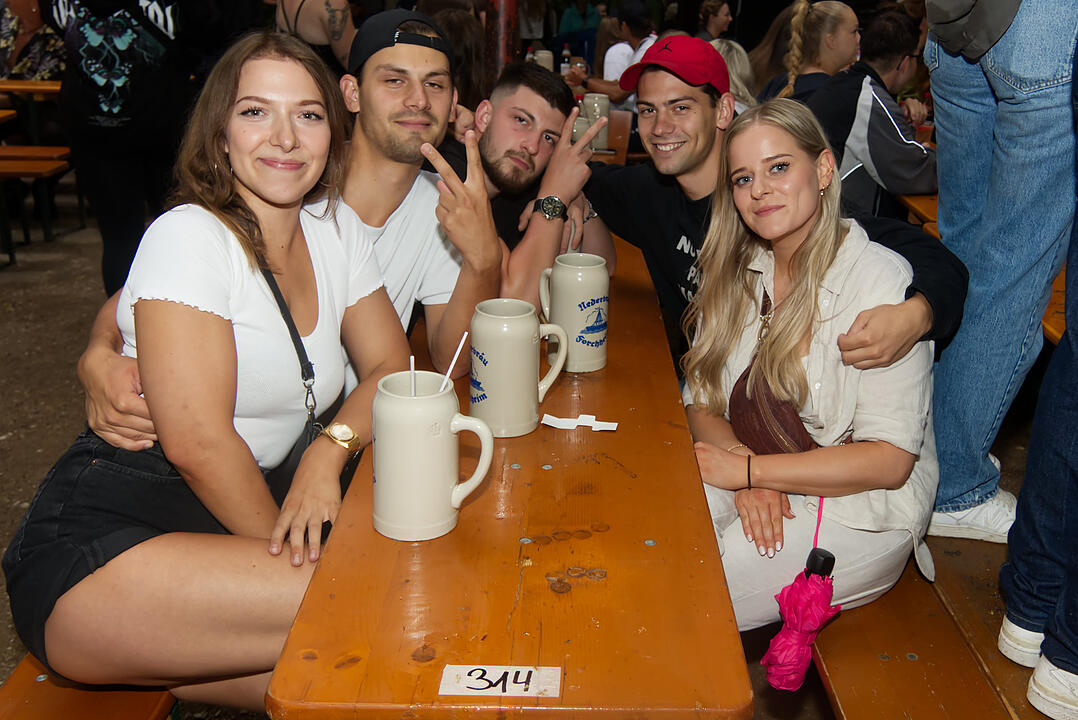 Bierpreise auf Forchheimer Annafest 2025 - so teuer ist die Maß