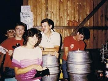 Karl Heinz Hösch, Norbert Hacker, Petra Backer, Gerhard Ganßleben und Norbert Bock (von links) waren damals aktive Mitglieder.  Foto: privat