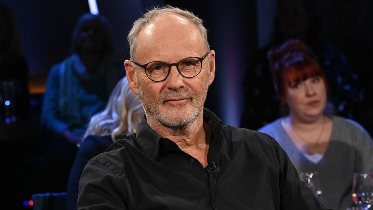 In der "NDR Talk Show" spricht Reinhold Beckmann &uuml;ber den Verlust seiner Wohnung.