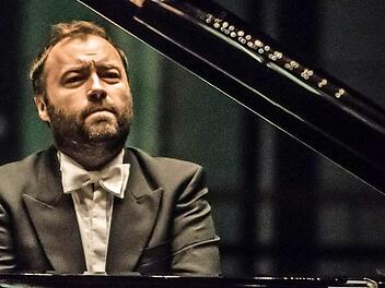 Beeindruckend: Der Pianist Piotr Salajczyk gestaltete eine außergewöhnlichen Klavierabend in Coburg. Foto: Jochen Berger