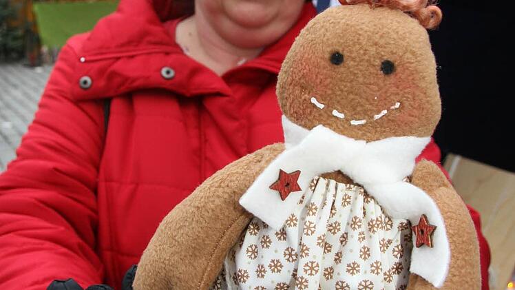 Rosemarie Pfaffenberger hat  Lebkuchenmänner, die garantiert keine Kalorien haben, genäht.