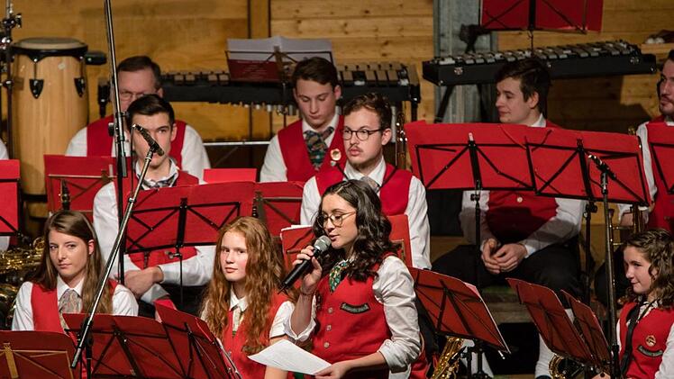 Impressionen vom Weihnachtskonzert in der Franz-Goebel-Halle in RödentalFoto: Vincent Kaibarta