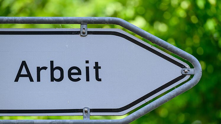 Zahl der Arbeitslosen sinkt wieder unter Drei-Millionen-Grenze