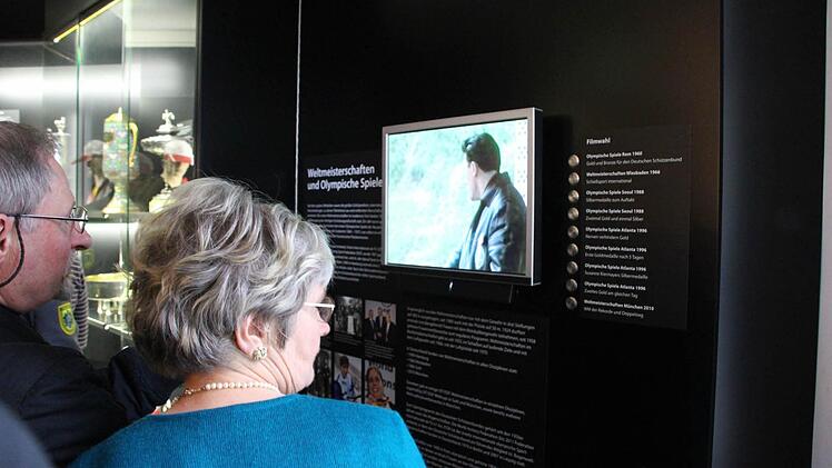 Filme erinnern an Siege deutscher Sportler.