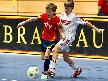 Für die Hallensaison 2013/14 im Landkreis Kronach sind die Gruppen ausgelost worden. Foto: Heinrich Weiß