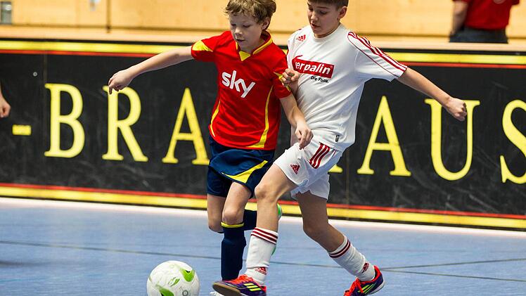 Für die Hallensaison 2013/14 im Landkreis Kronach sind die Gruppen ausgelost worden. Foto: Heinrich Weiß